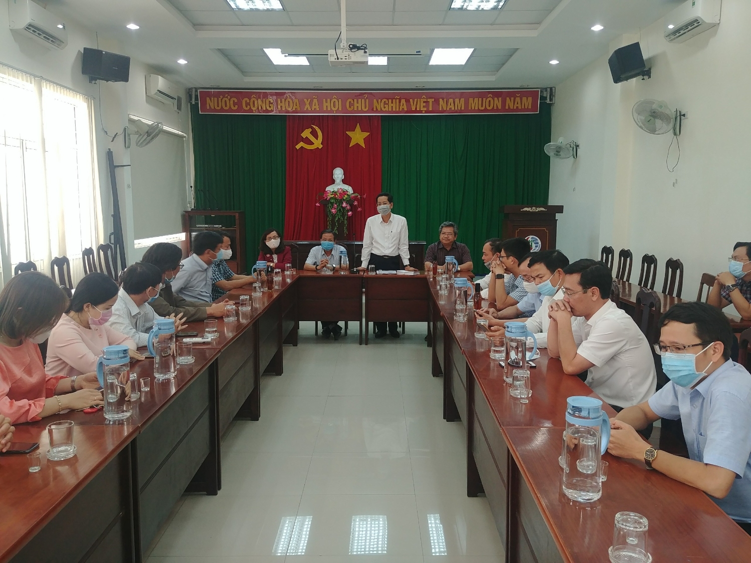Công chức, viên chức và người lao động Sở Tài nguyên và Môi trường đón tết Tân Sửu trong không khí vui tươi, an toàn, tiết kiệm