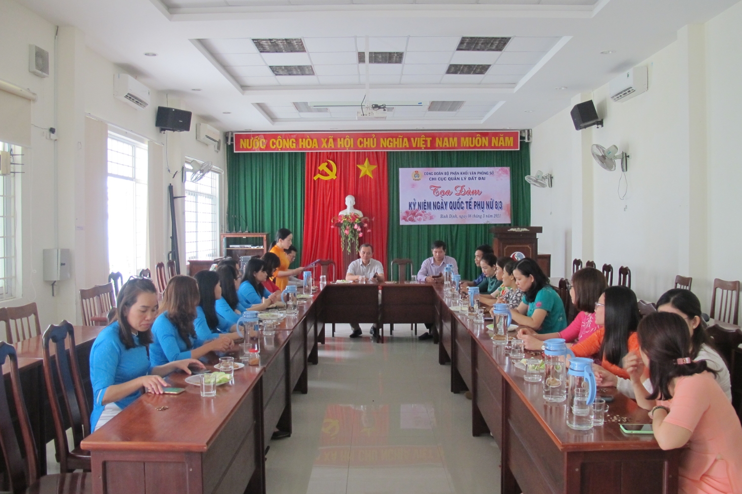 Tổ chức tọa đàm kỷ niệm 111 năm ngày Quốc tế Phụ nữ 08/3 (08/3/1910 – 08/3/2021) và 1981 năm khởi nghĩa Hai Bà Trưng